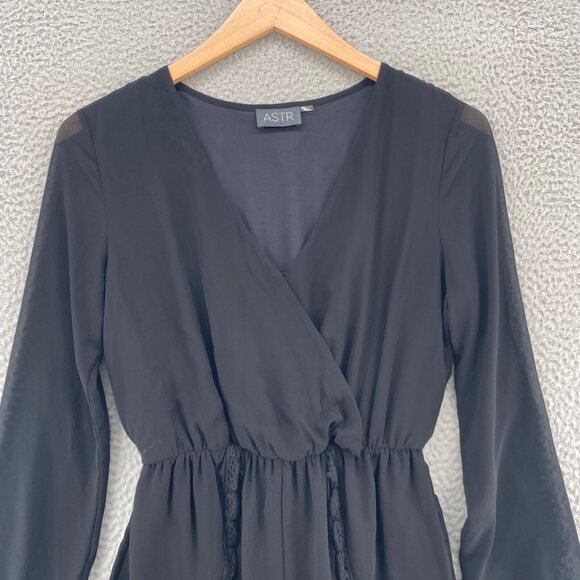 ASTR Romper Womens Medium Black Surplice Neck Long Sleeves Lace Shorts Blouse - Picture 2 of 12